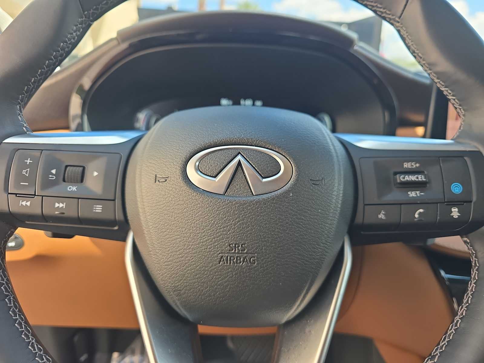 2025 INFINITI QX60 SENSORY