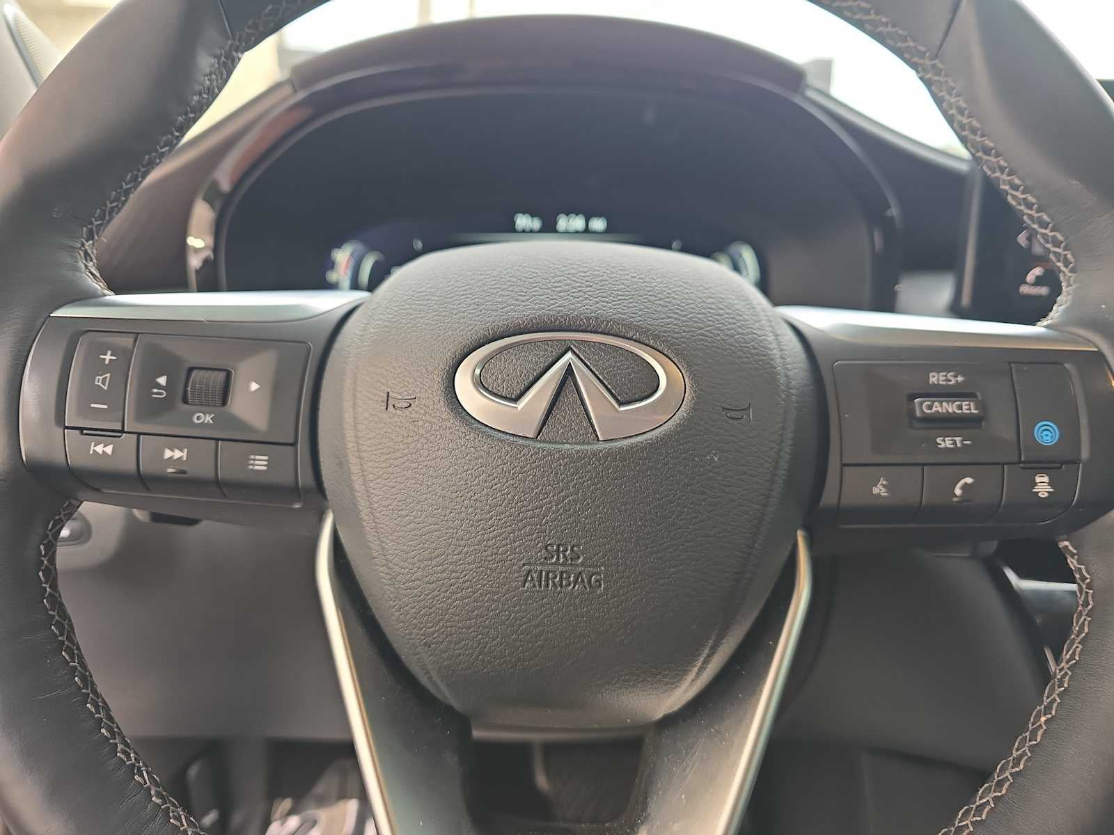 2025 INFINITI QX60 SENSORY