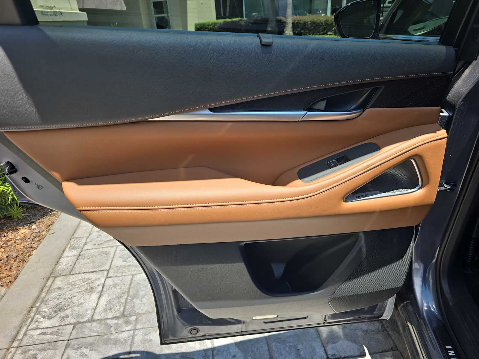2025 INFINITI QX60 SENSORY