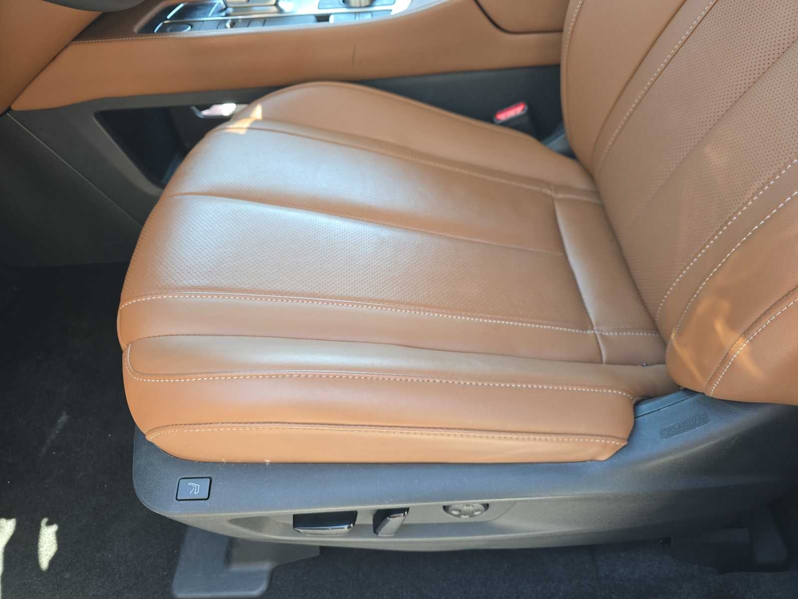 2025 INFINITI QX60 SENSORY