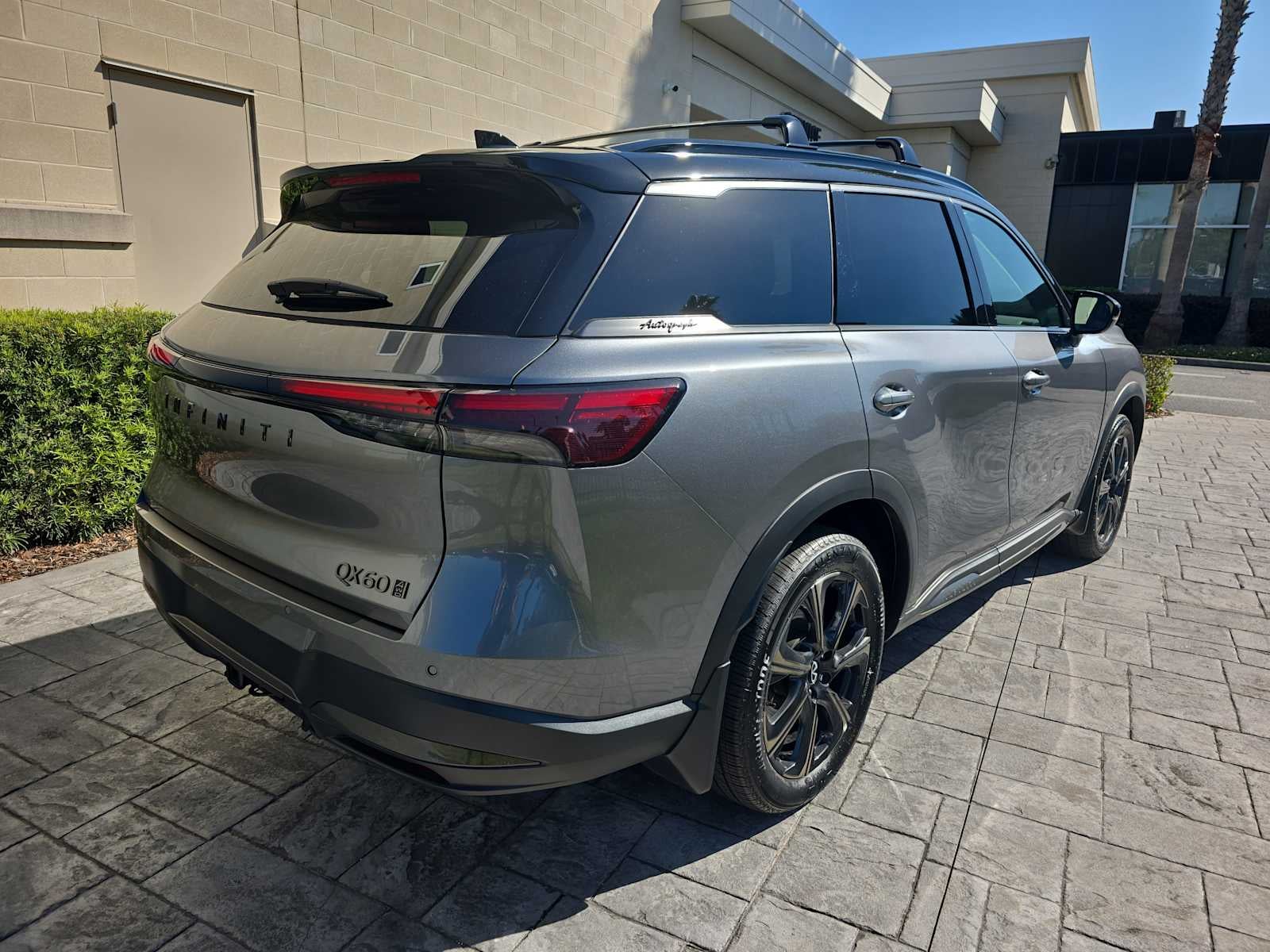 2026 INFINITI QX60 AUTOGRAPH