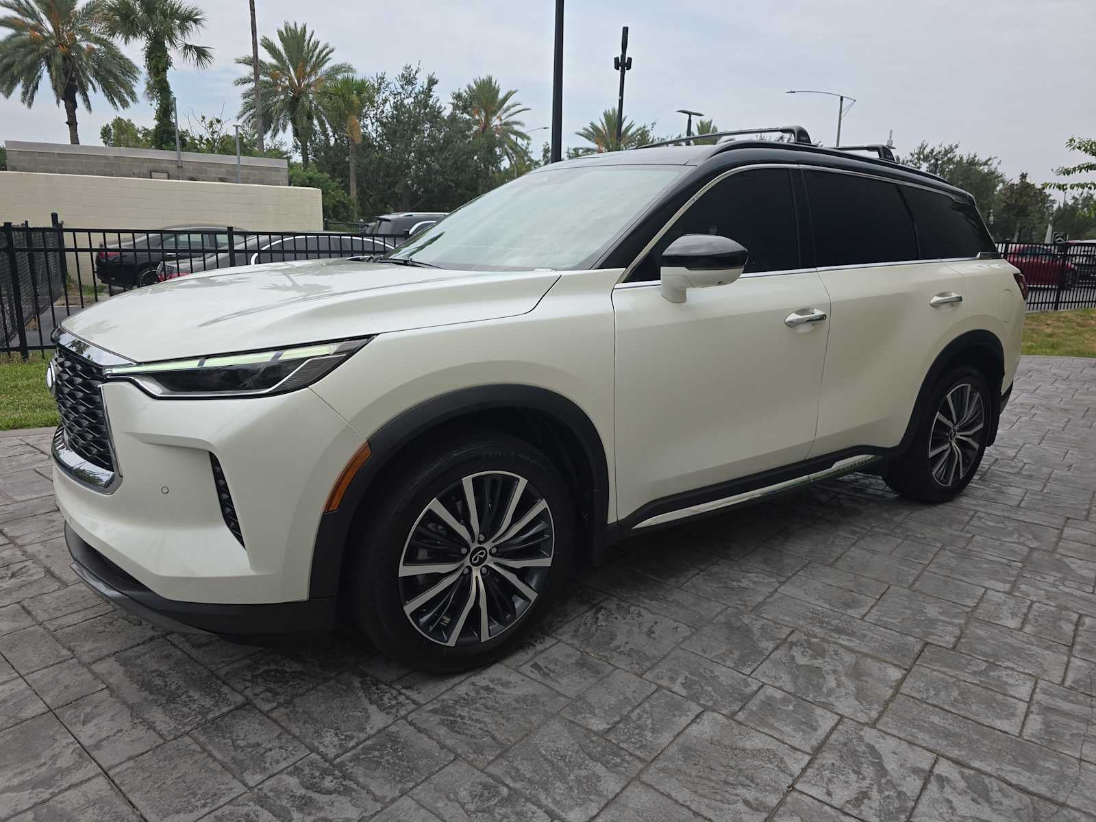 2025 INFINITI QX60 AUTOGRAPH