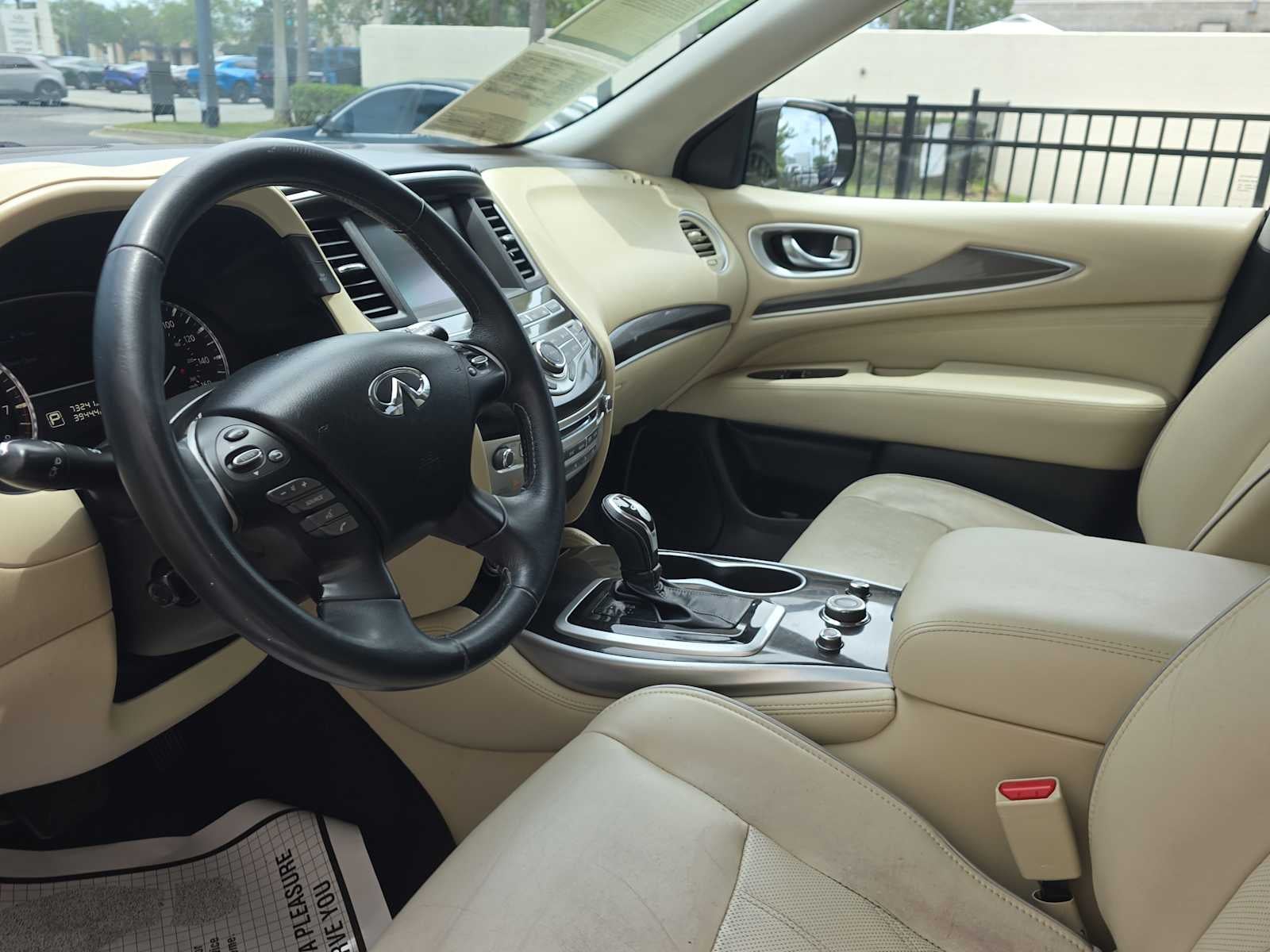 2017 INFINITI QX60 AWD