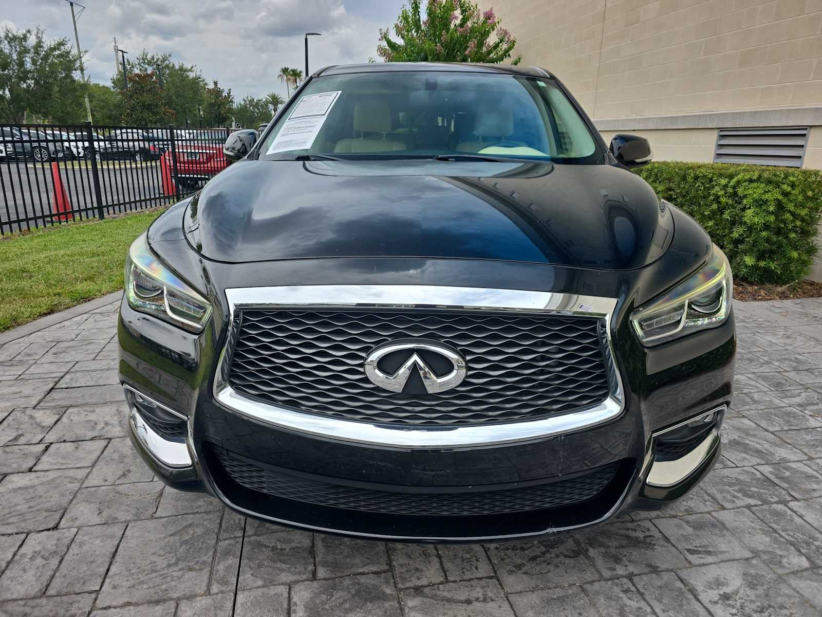 2017 INFINITI QX60 AWD