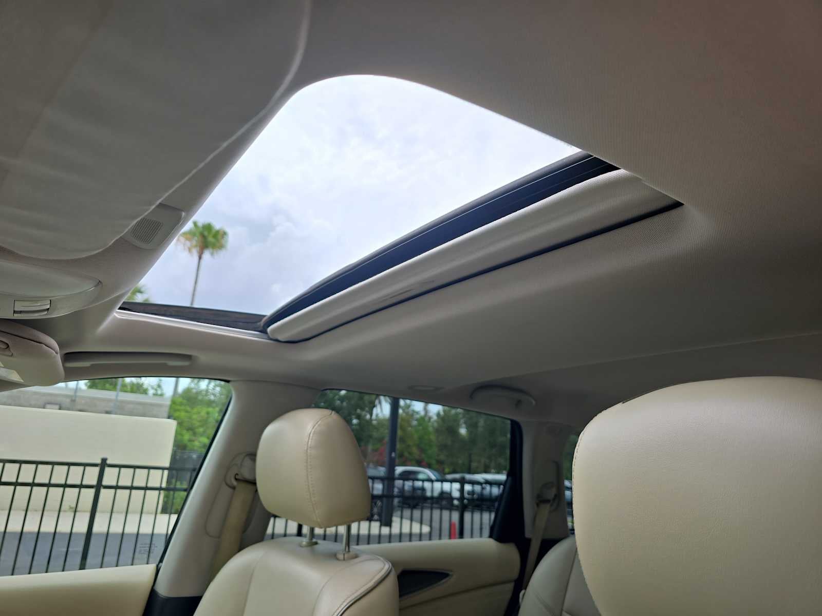 2017 INFINITI QX60 AWD