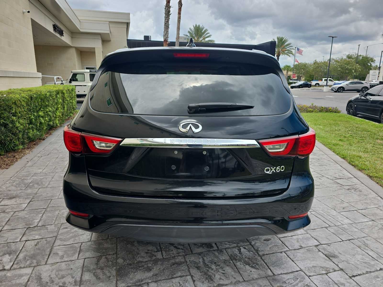 2017 INFINITI QX60 AWD