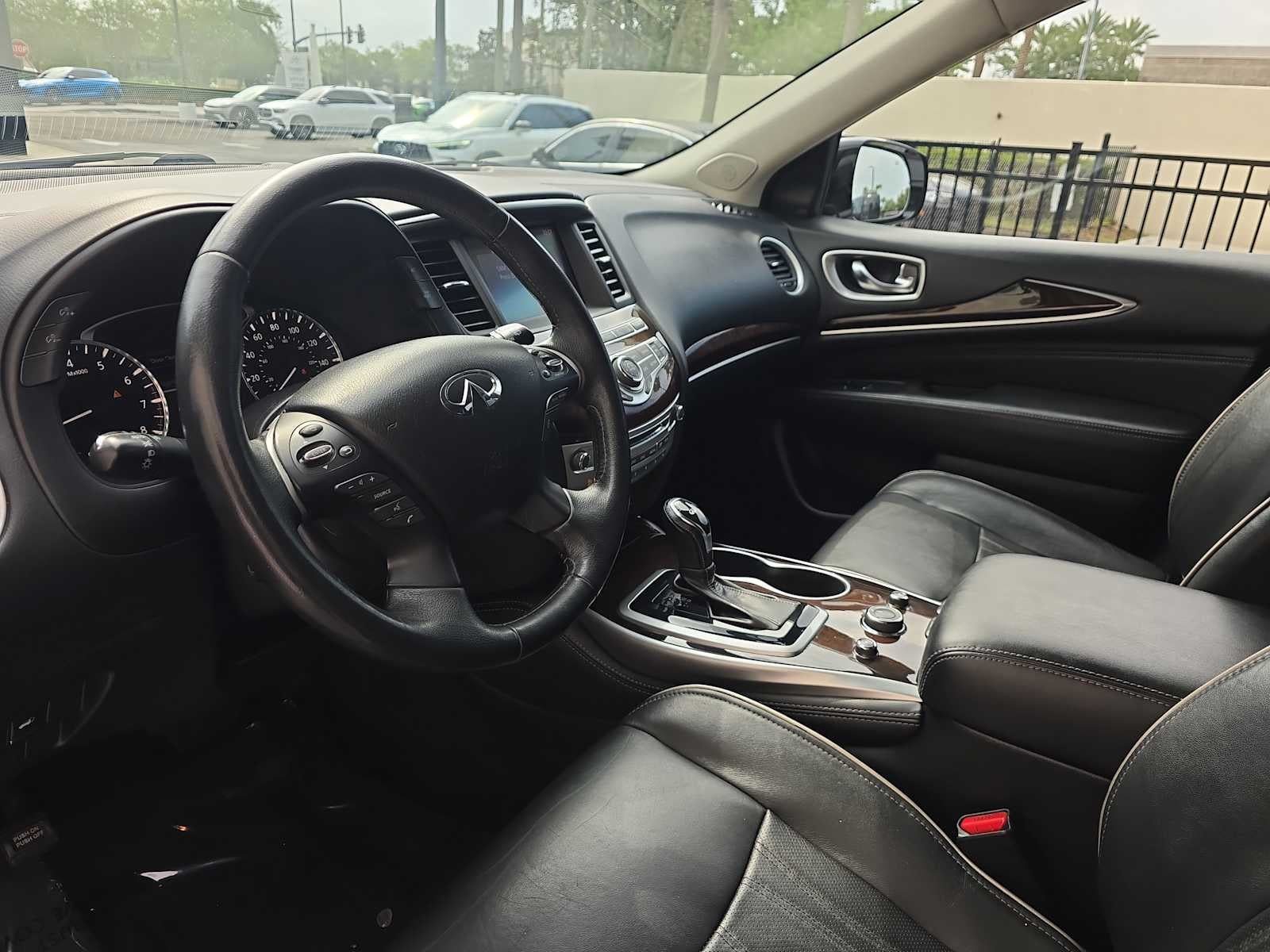 2019 INFINITI QX60 LUXE