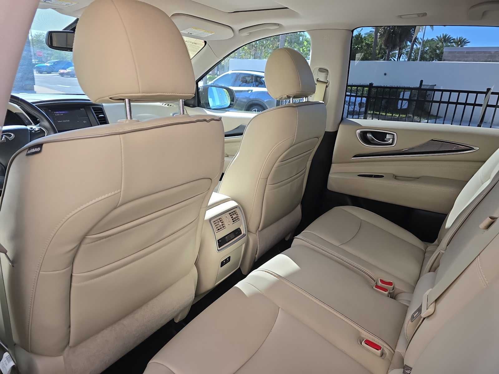 2020 INFINITI QX60 LUXE