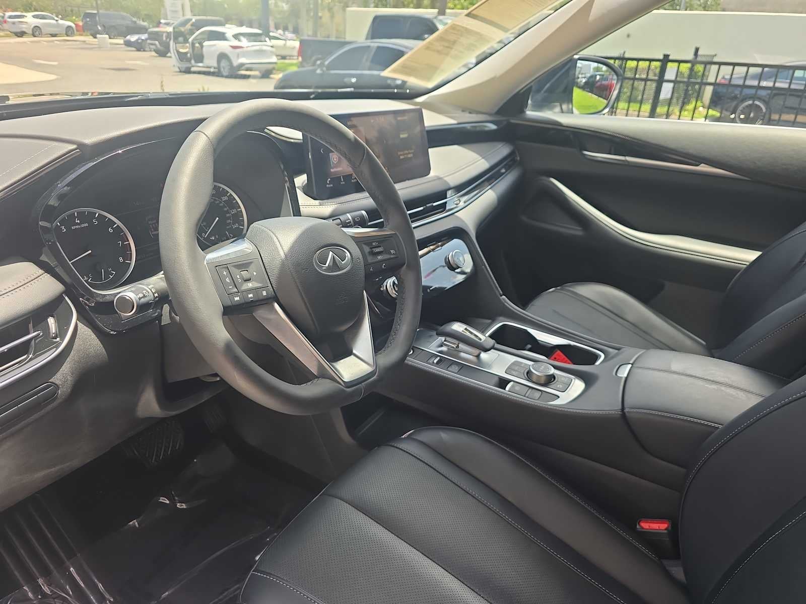 2023 INFINITI QX60 PURE