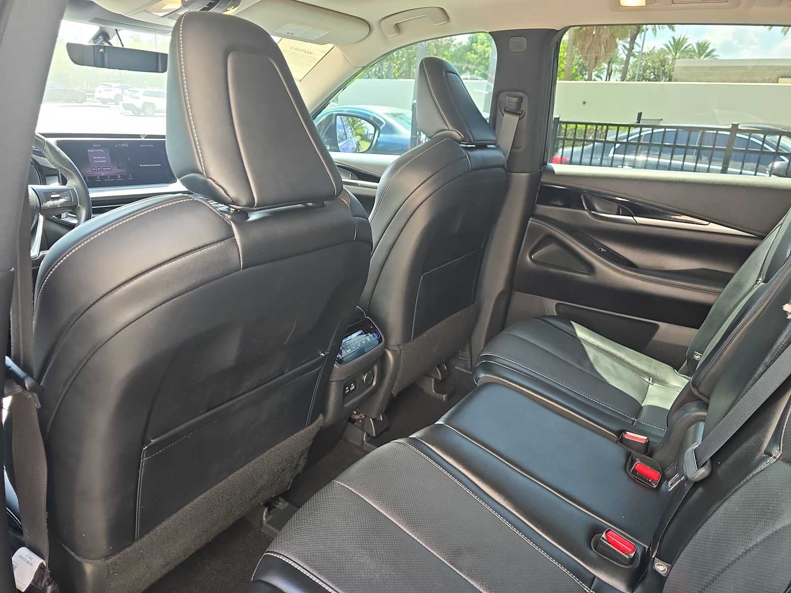 2023 INFINITI QX60 PURE