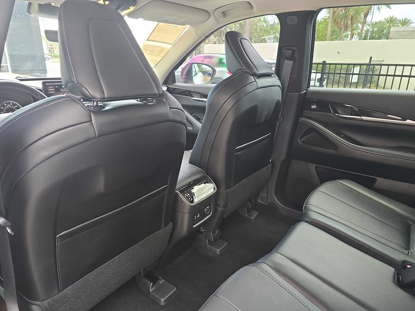 2024 INFINITI QX60 PURE