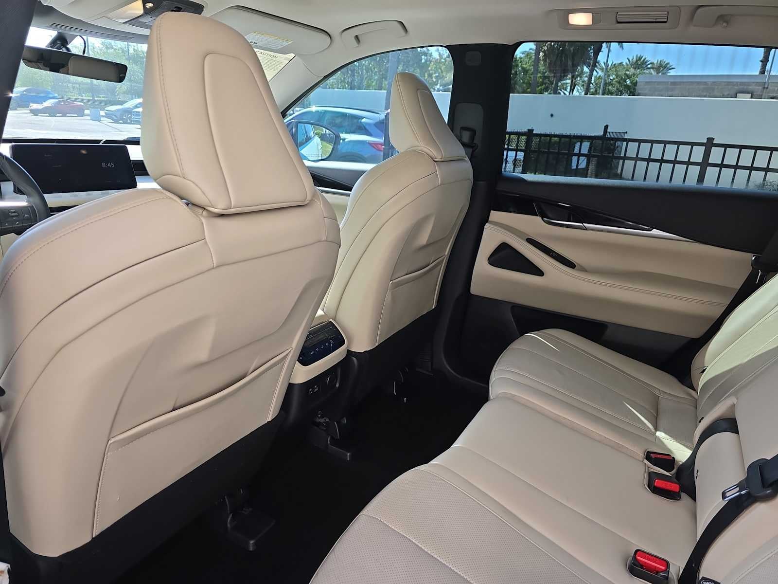 2023 INFINITI QX60 PURE