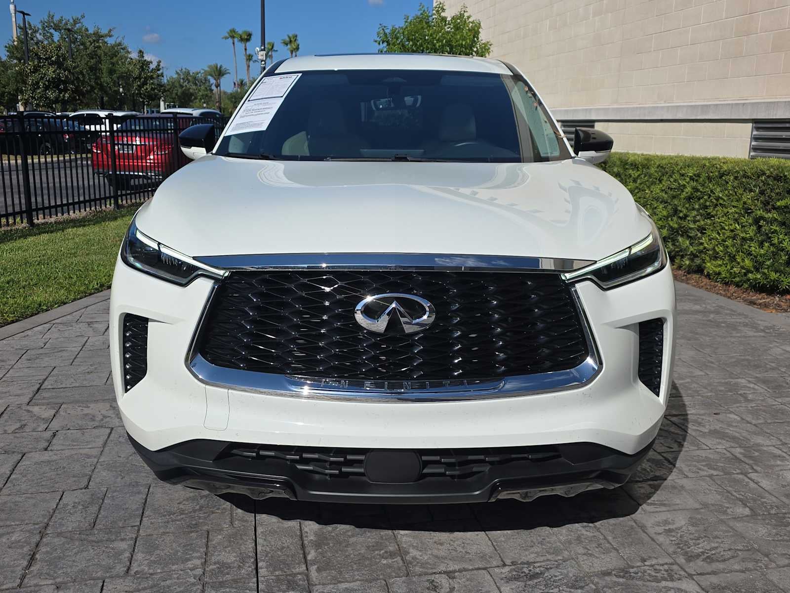 2023 INFINITI QX60 PURE