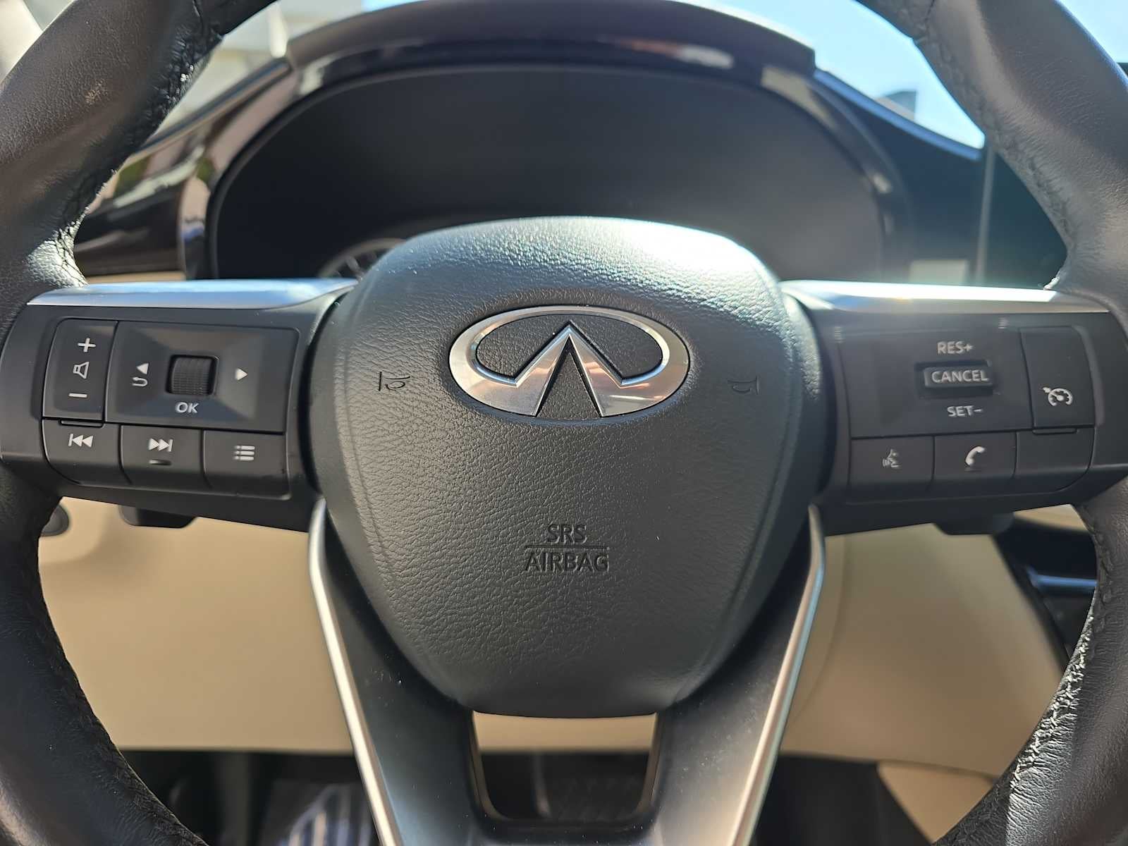 2023 INFINITI QX60 PURE