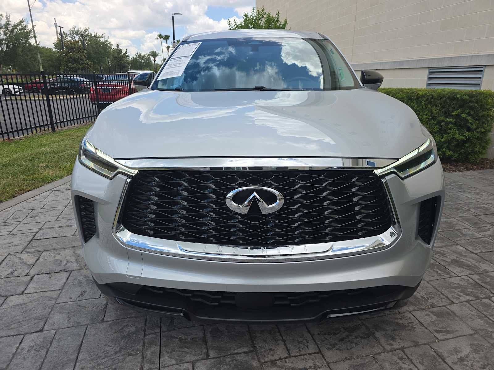2023 INFINITI QX60 PURE