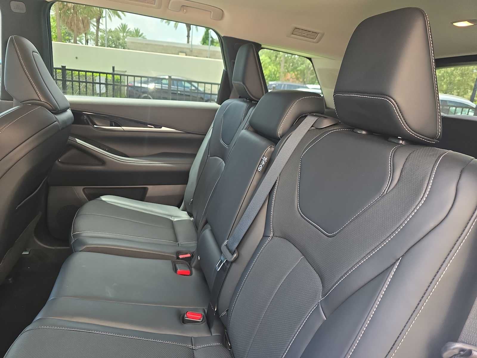 2023 INFINITI QX60 PURE