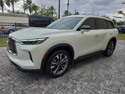 2023 INFINITI QX60 LUXE
