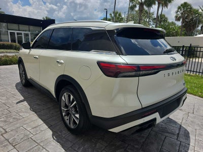 2023 INFINITI QX60 LUXE