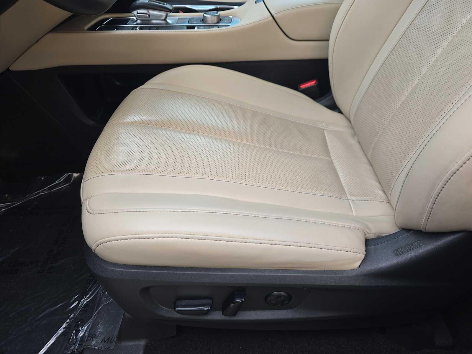 2022 INFINITI QX60 LUXE