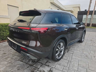 2022 INFINITI QX60 LUXE