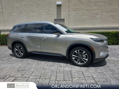 2023 INFINITI QX60 LUXE