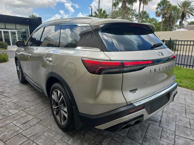 2023 INFINITI QX60 LUXE
