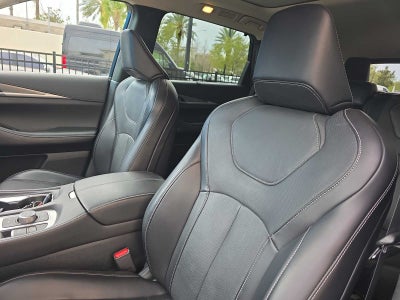 2024 INFINITI QX60 LUXE