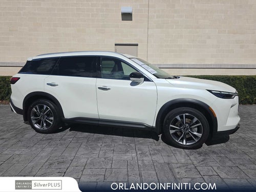 2023 INFINITI QX60 LUXE