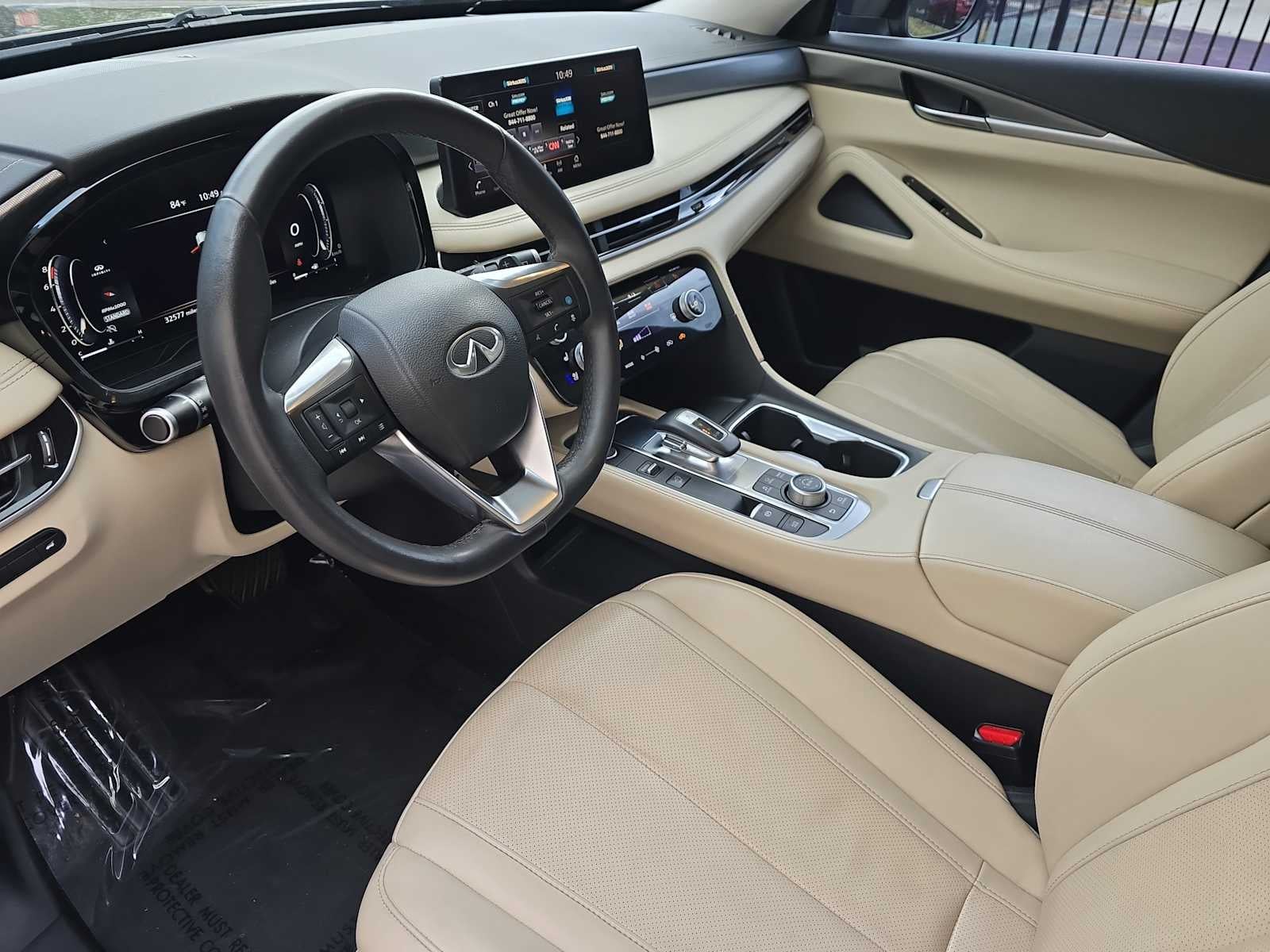 2023 INFINITI QX60 LUXE