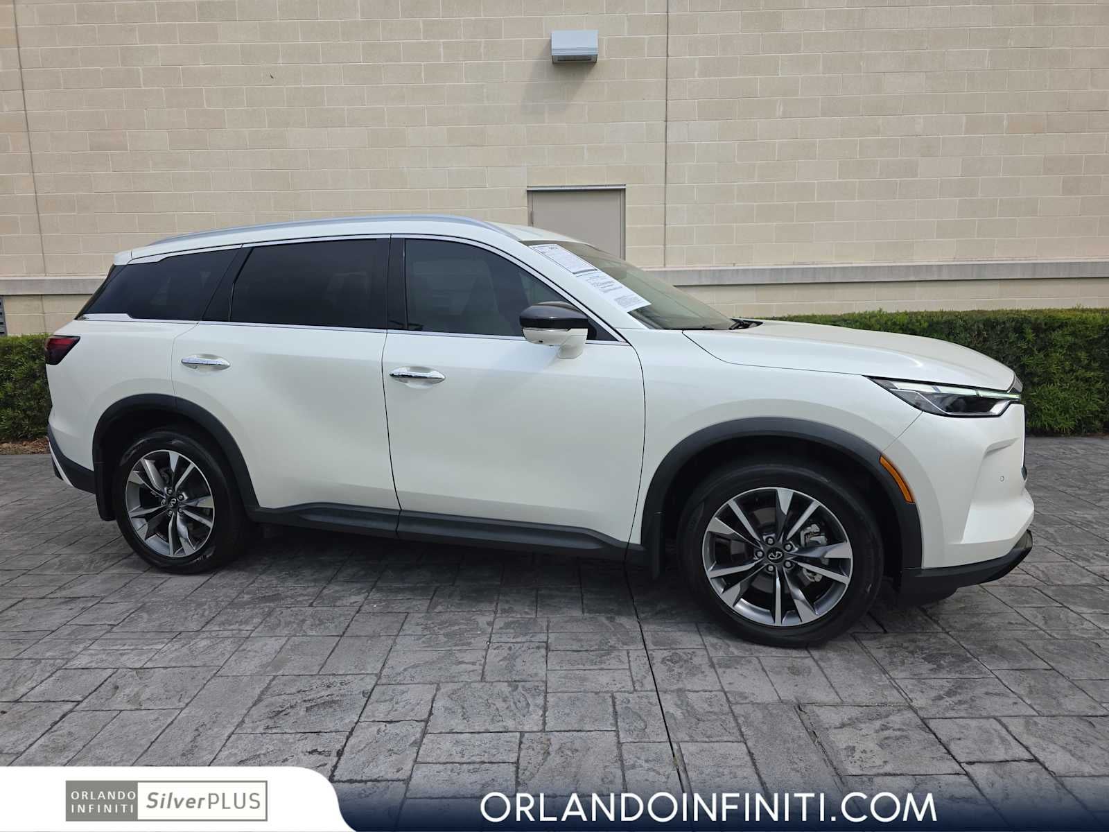 2023 INFINITI QX60