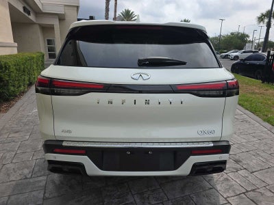 2023 INFINITI QX60 LUXE