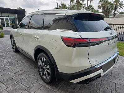 2023 INFINITI QX60 LUXE
