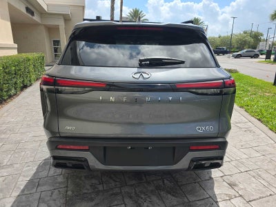 2023 INFINITI QX60 LUXE