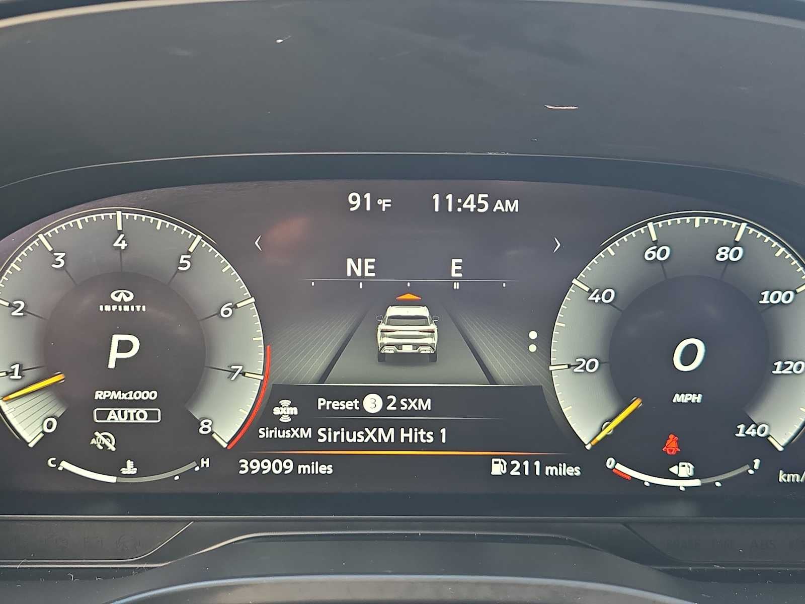 2023 INFINITI QX60 LUXE