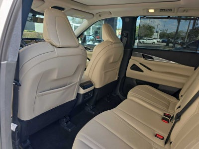 2023 INFINITI QX60 LUXE