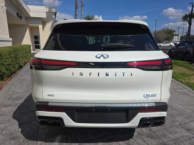 2023 INFINITI QX60 LUXE