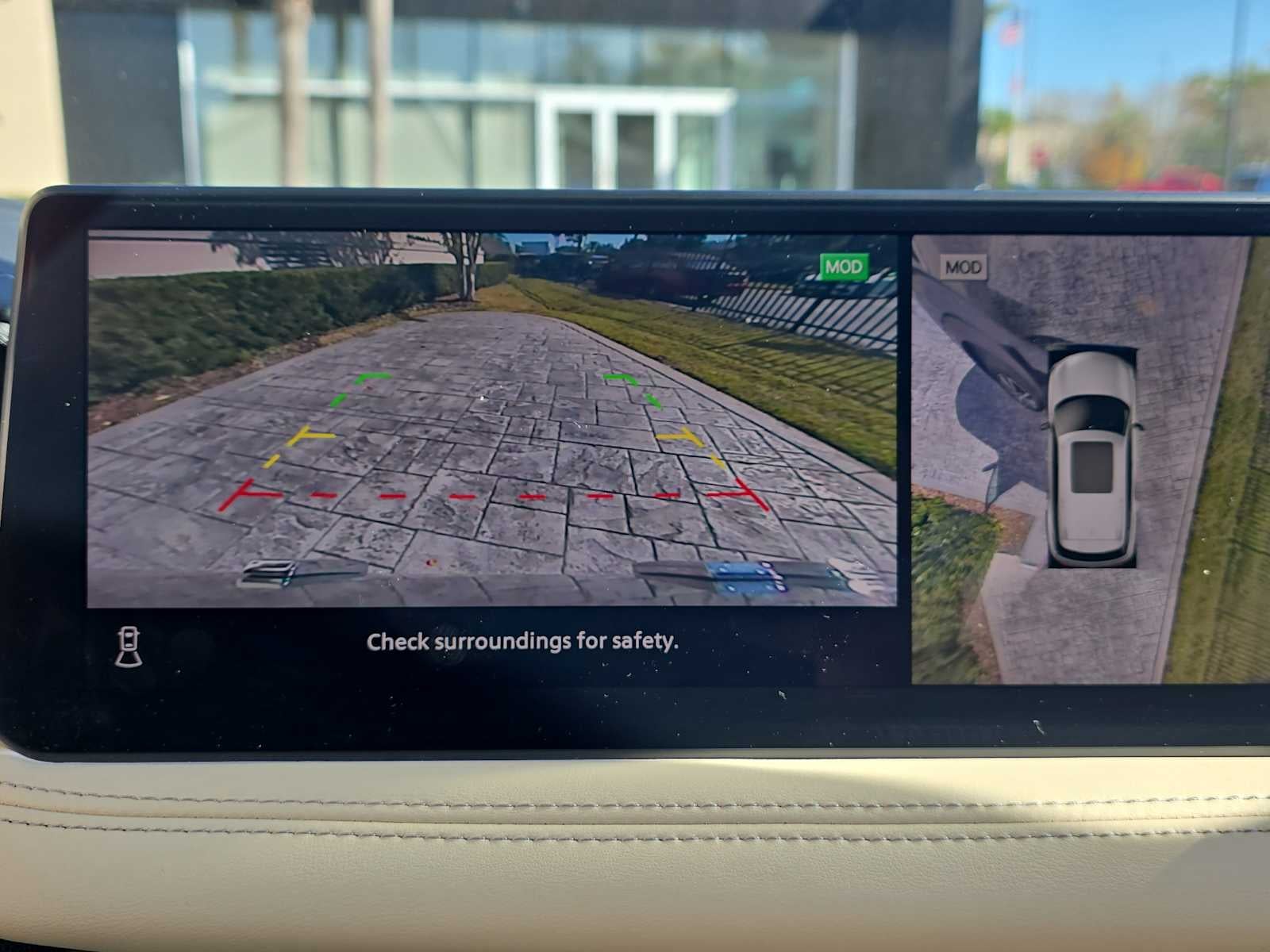 2023 INFINITI QX60 SENSORY