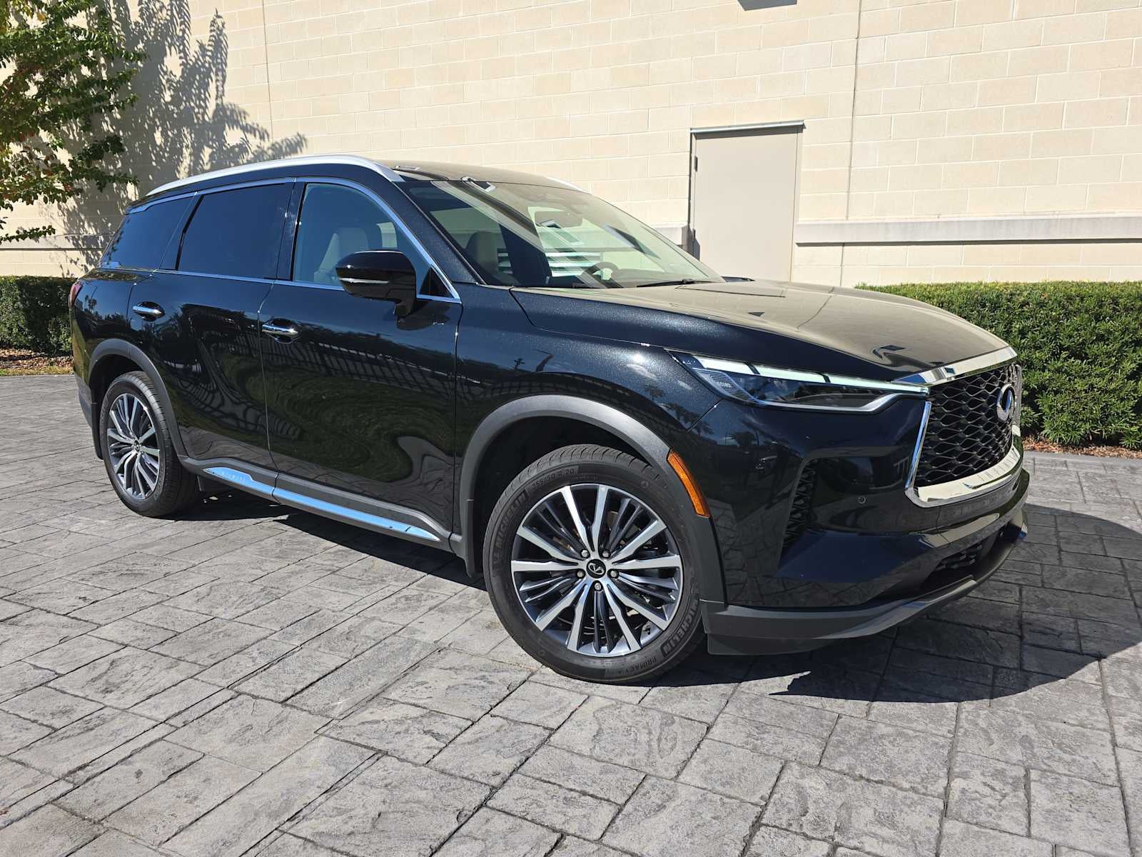 2023 INFINITI QX60 SENSORY