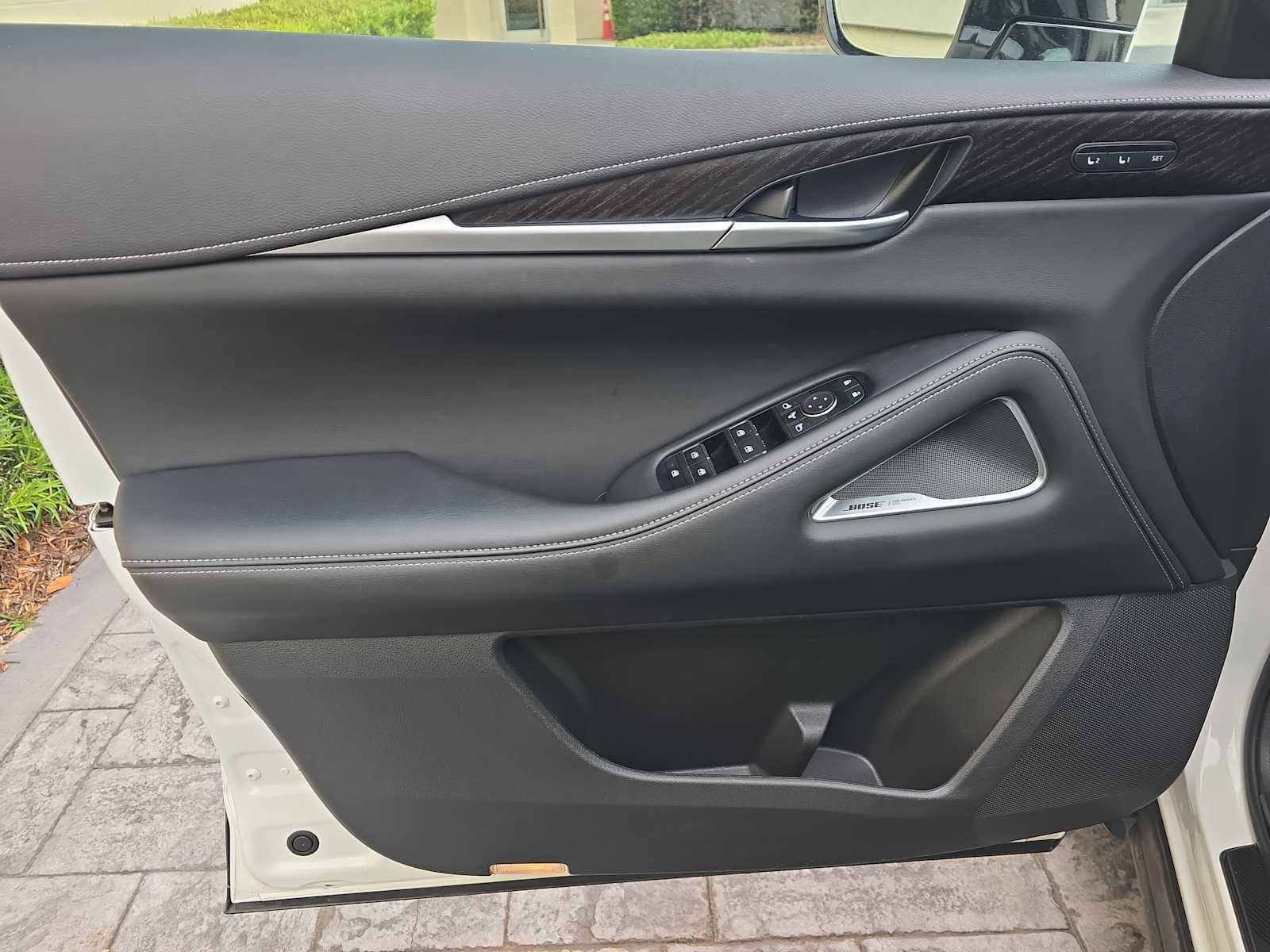 2023 INFINITI QX60 SENSORY