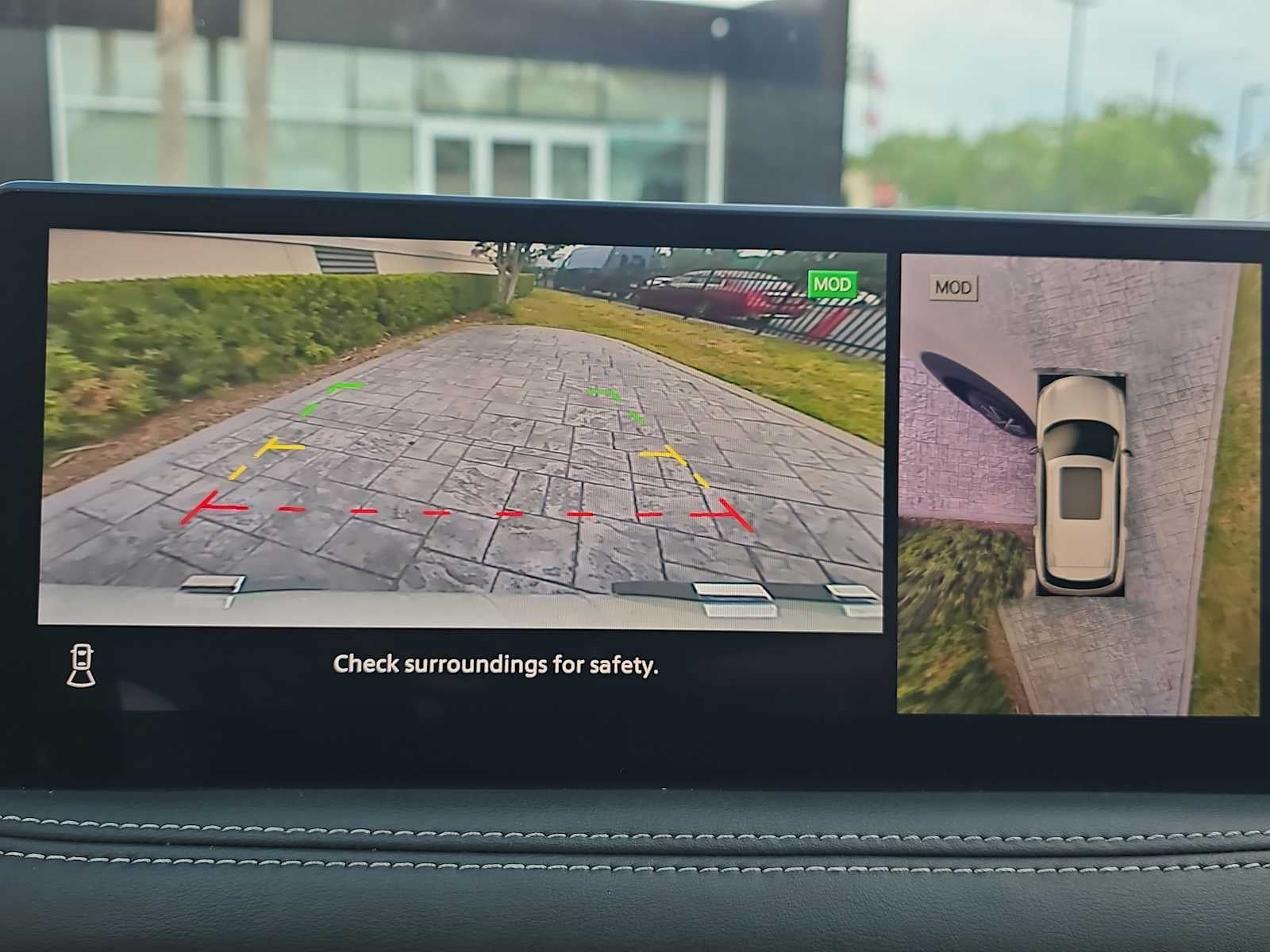 2023 INFINITI QX60 SENSORY
