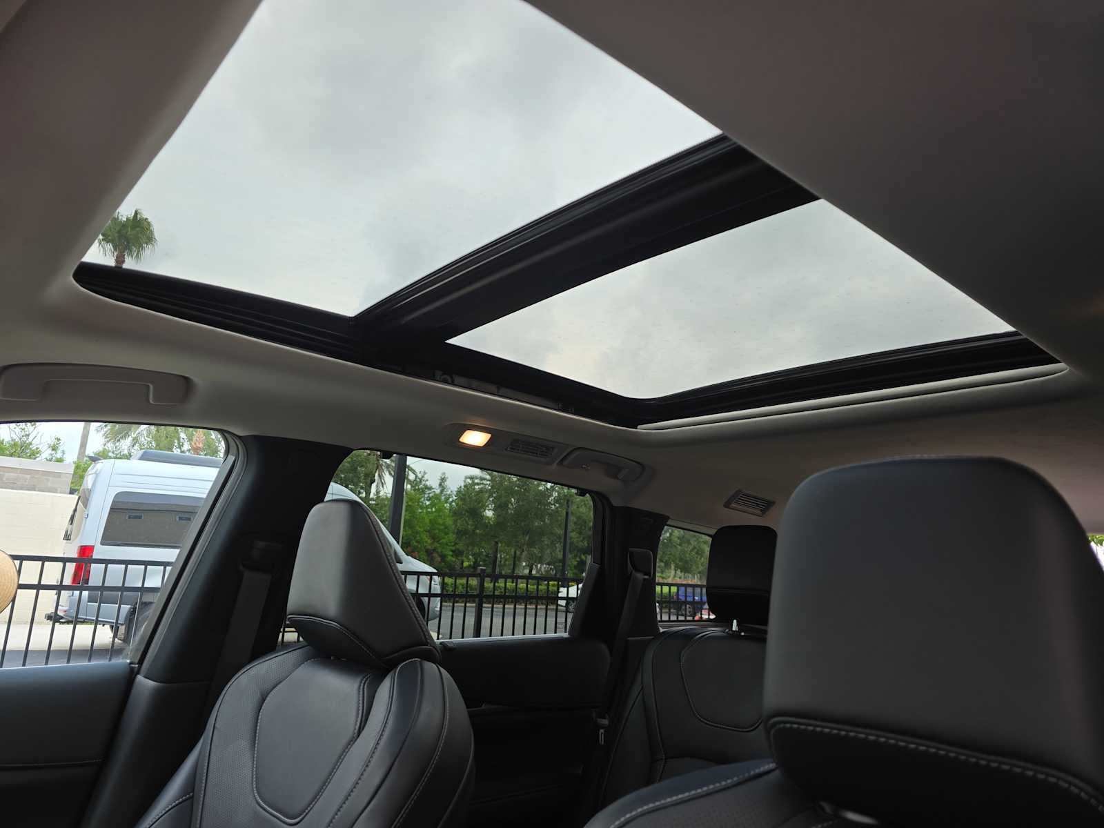 2023 INFINITI QX60 SENSORY