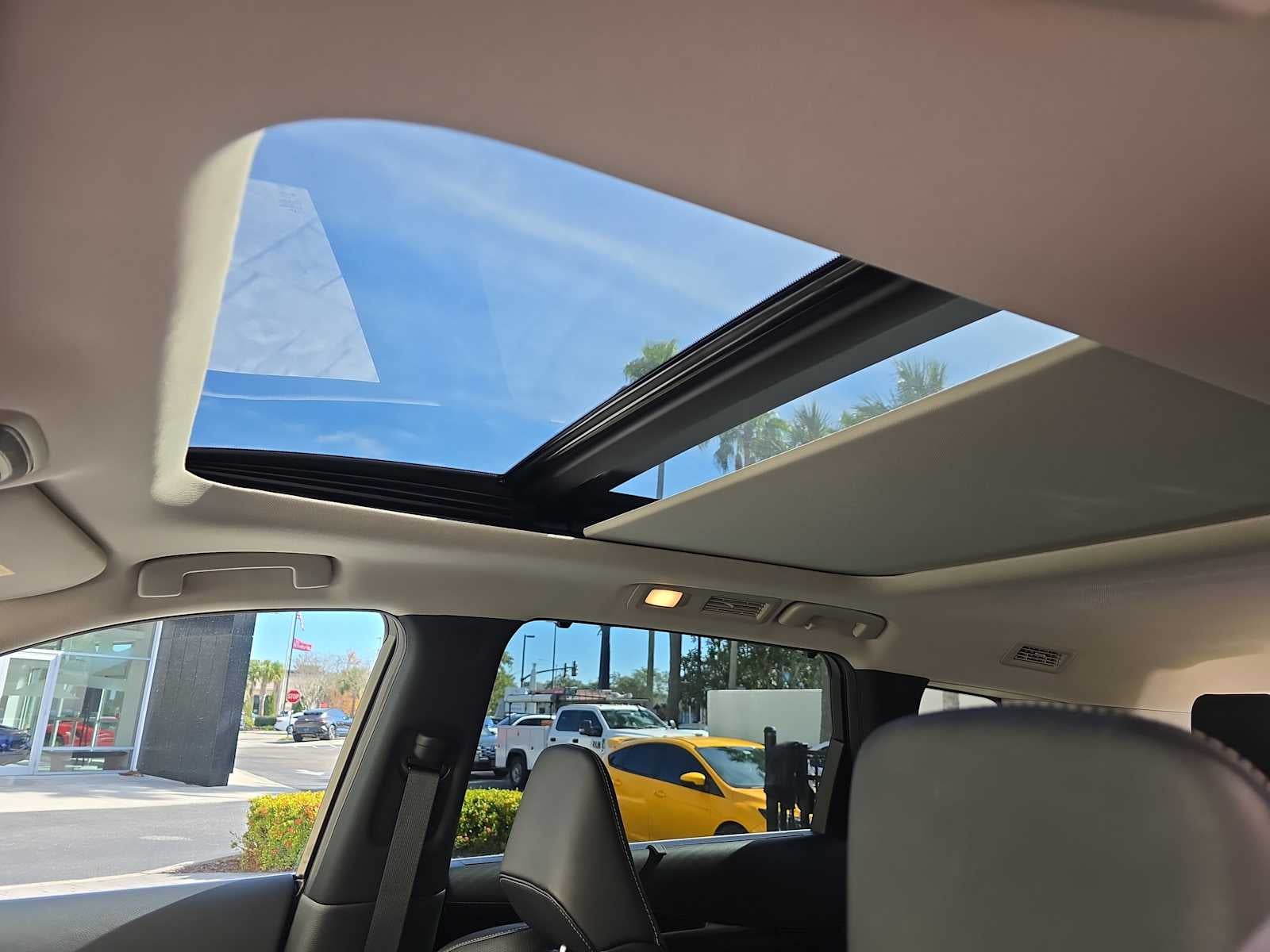 2024 INFINITI QX60 SENSORY