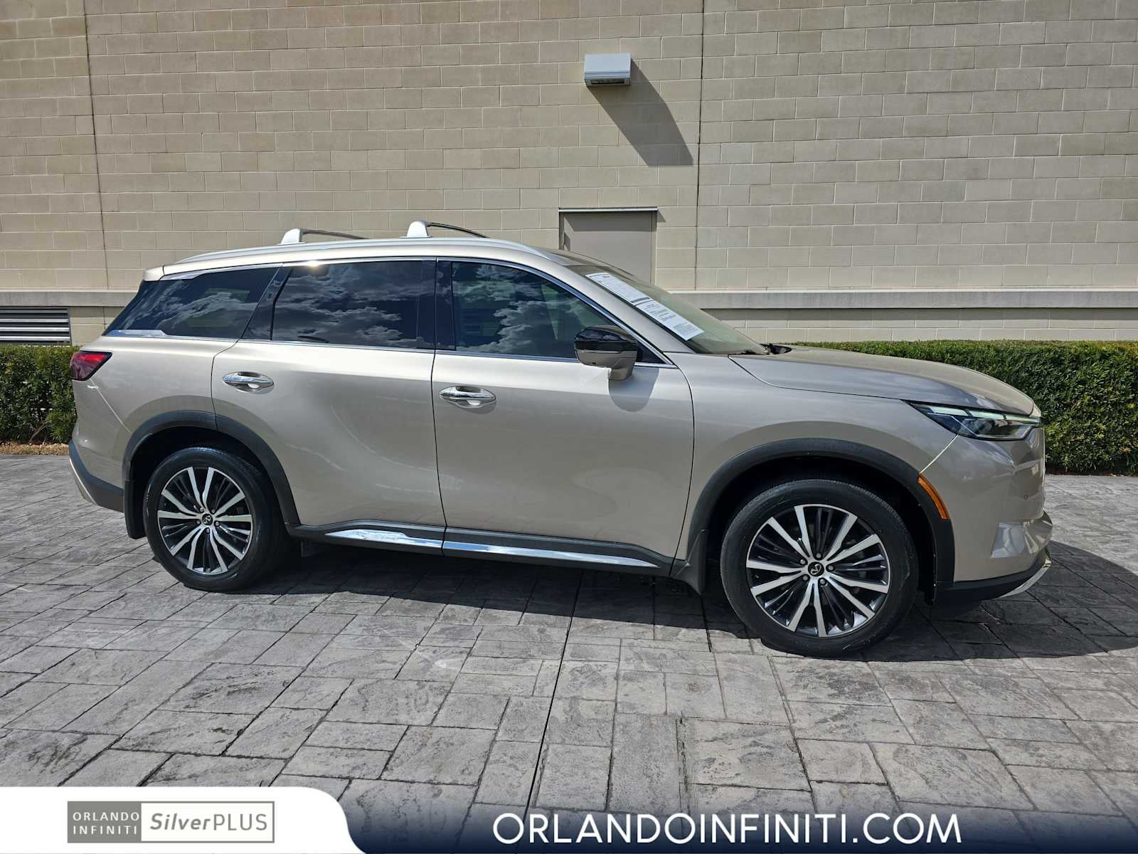 2022 INFINITI QX60 SENSORY