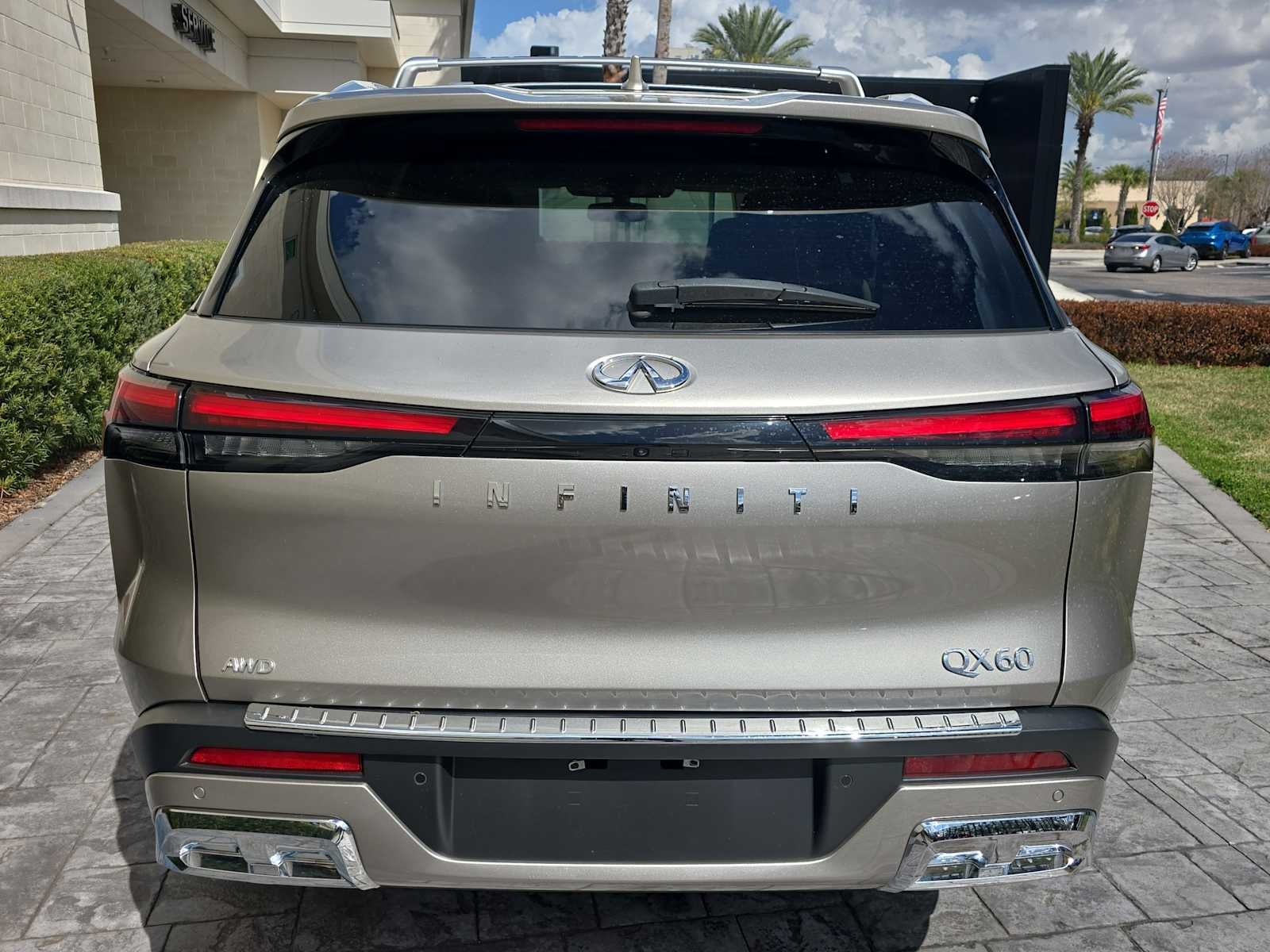 2022 INFINITI QX60 SENSORY