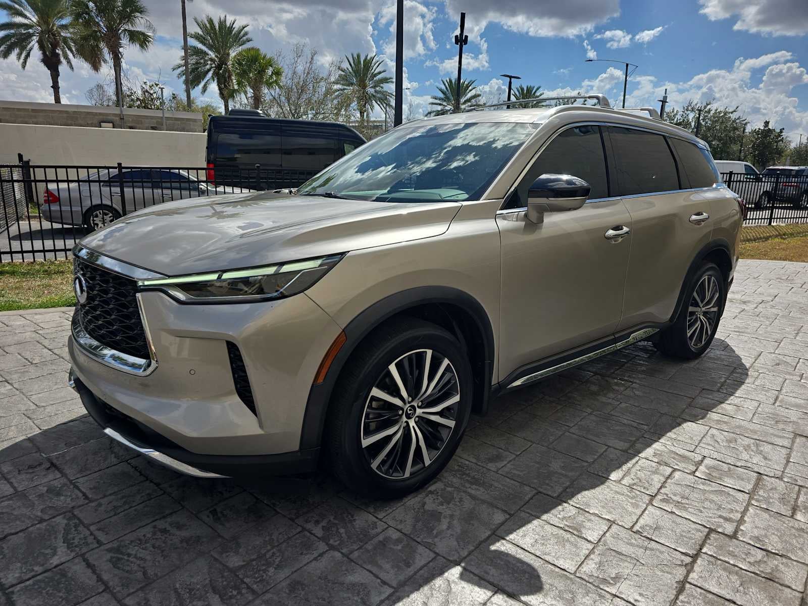 2022 INFINITI QX60 SENSORY