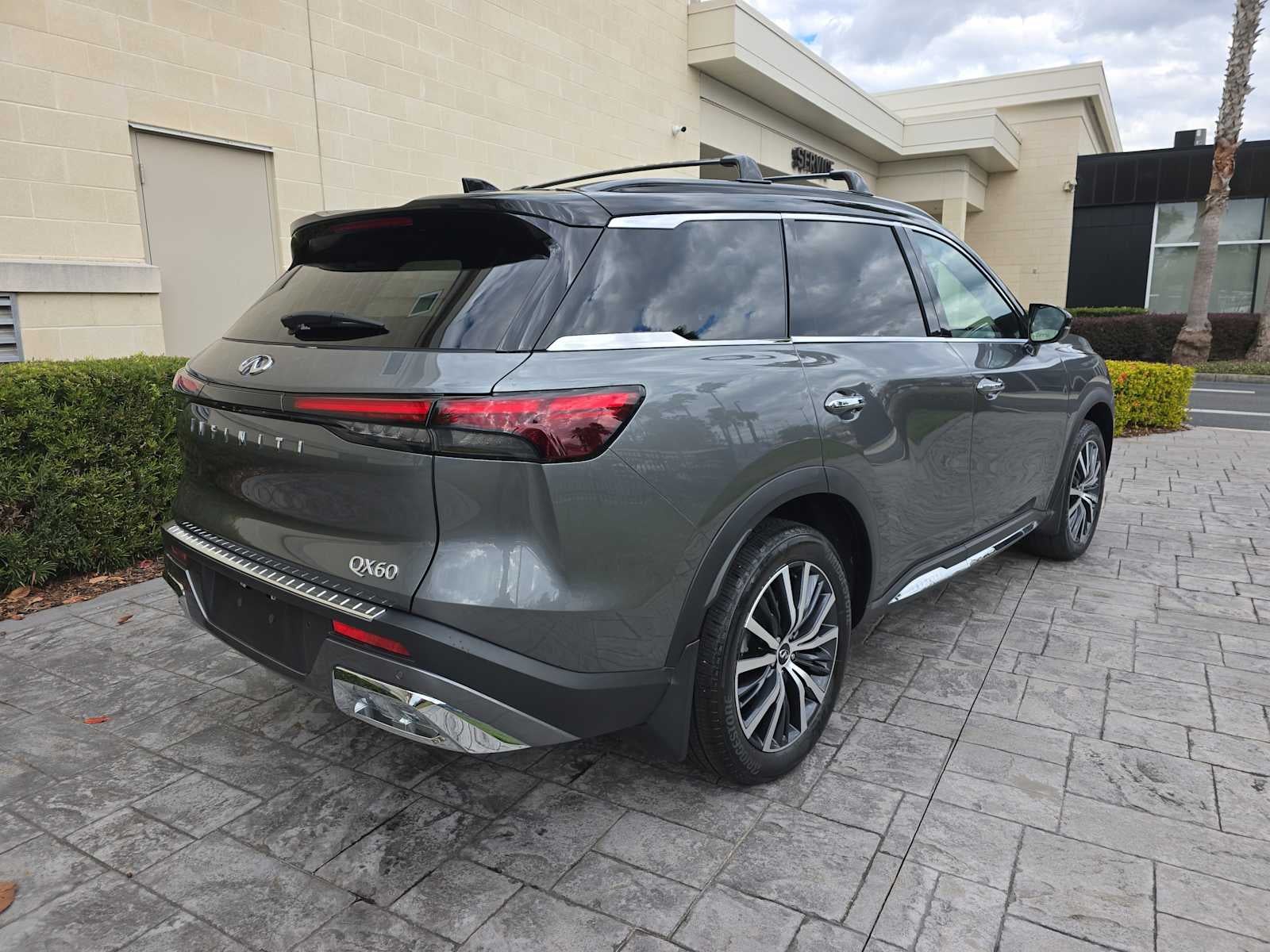 2022 INFINITI QX60 AUTOGRAPH