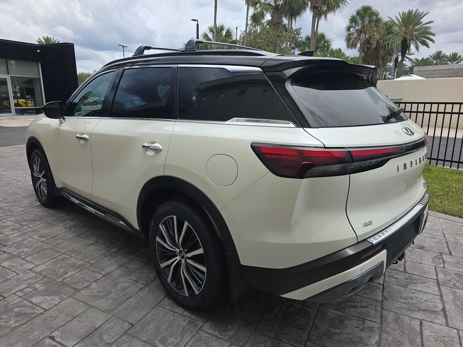 2024 INFINITI QX60 AUTOGRAPH