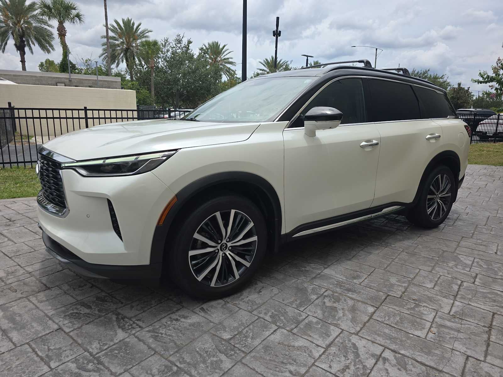 2024 INFINITI QX60 AUTOGRAPH