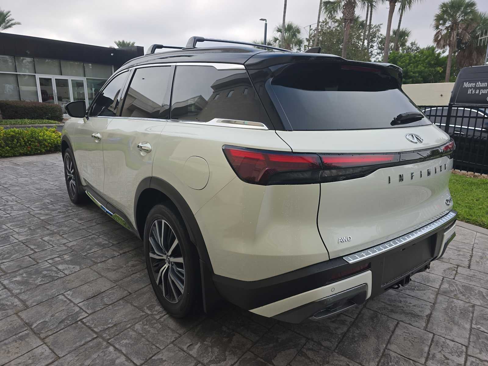 2024 INFINITI QX60 AUTOGRAPH