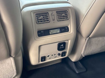 2017 Nissan Pathfinder Platinum